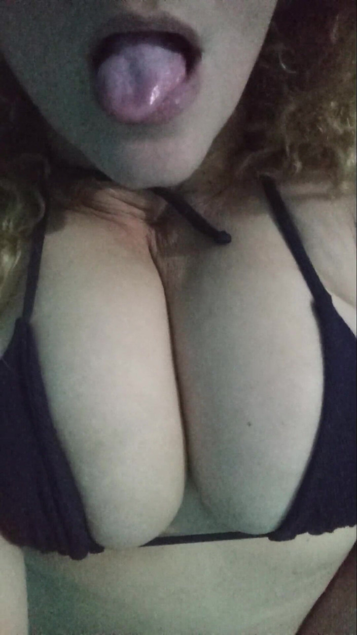 Lobicam: 내 거유를 봐, 기분이 좋아