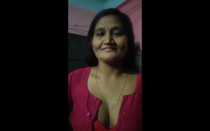 Tanushri: Desi dorf-bhabhi-sex mit einem fremden