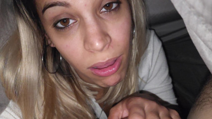 Sweet American: Çarşafların altında derin gırtlak