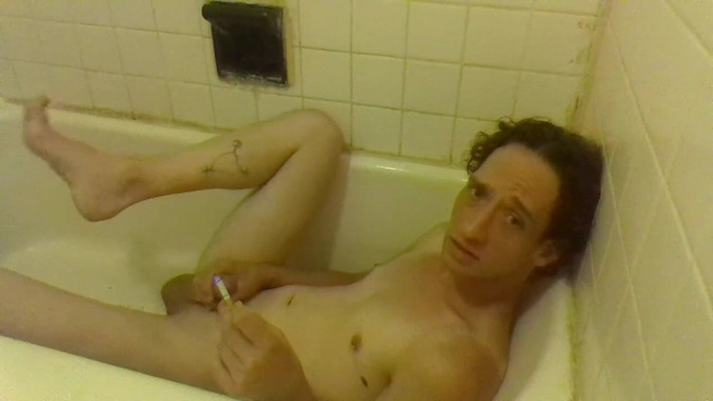 LilTaste: Trying to Pee on My Boobies