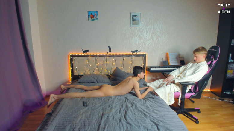 Matty And Aiden: Twink Aiden wanted to learn piano but his teenage neighbour...