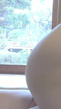 Adorável Underground Idol com Deslumbrante F-cup Curves Stars em uma viagem privada inesquecível