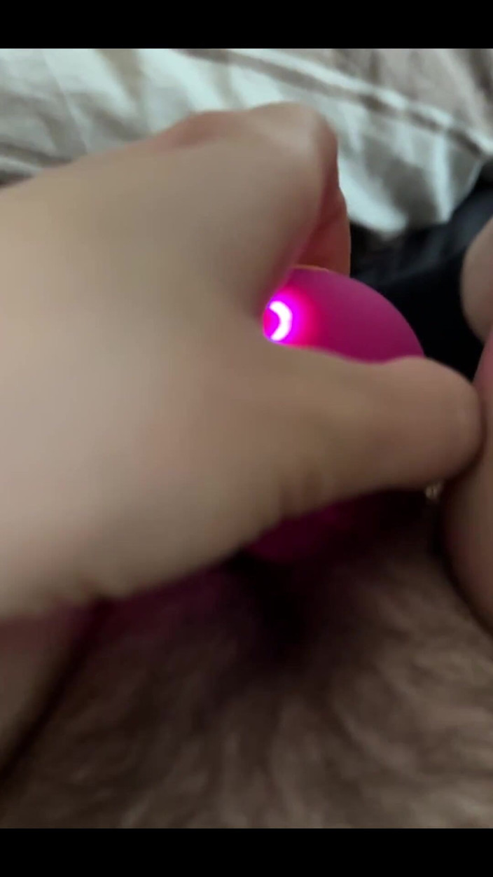 Lady Juna: Menina na masturbação