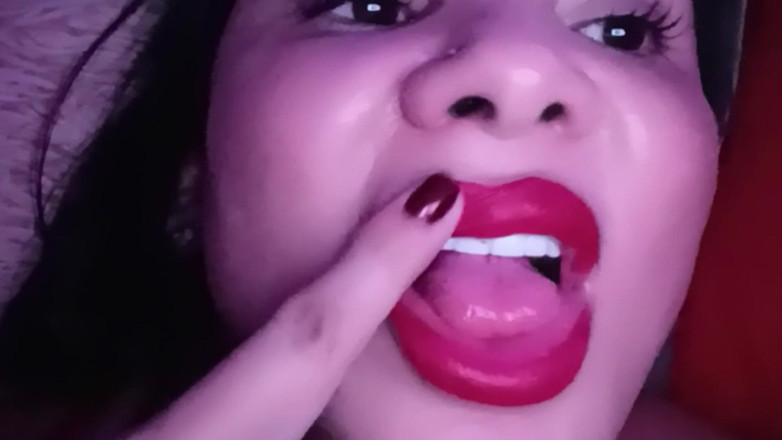Fatima Denise Campelo de Lima Souza: Fettige Muschi-Fingering zeigen, bis sie kommt.