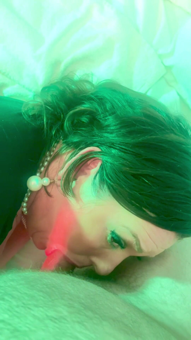 Letting a Complete Stranger Cum on My Face (San Diego)