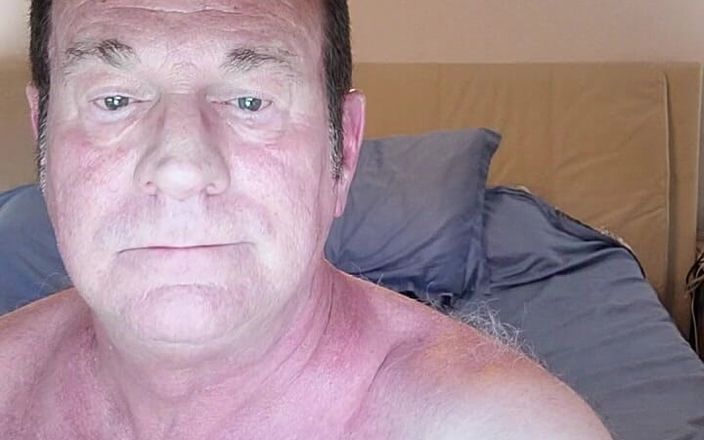 DaddyLNargo: Papi streichelt und kommt