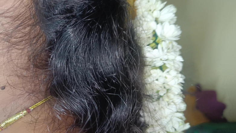 Laxi ammu: Ev hanımı sari gösterisi