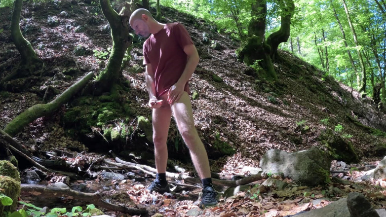 CumPearls: Fkk in the Nature
