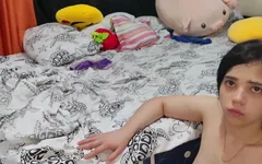 Ik neem een behoorlijk jonge vrouw mee naar mijn huis om op te nemen