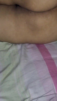Nenek Bangladesh seksi di seluruh tubuhnya ketika dia berhubungan seks