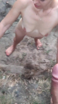 Outdoor Oral Sex with Pee