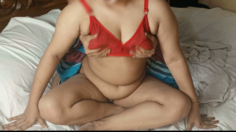 Nadiyabd: Nadiya Behind the Scene Hot Moments Full Bangla Video