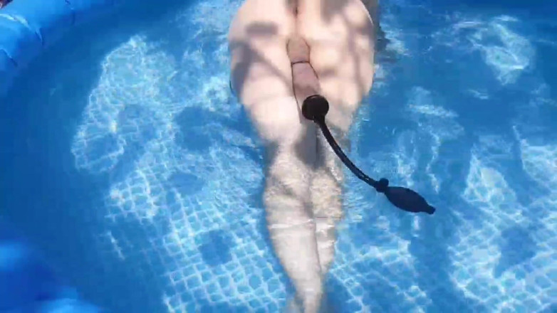 Kitty_Cross: Atemberaubende posiert mit candy im süßen shop