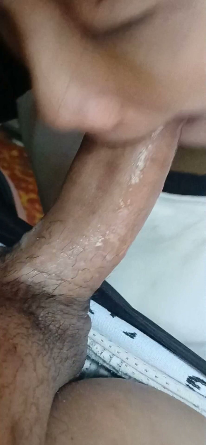eldlie: Girlfriend on Her Knees Blowjob