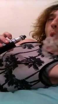 Vaping & Transgirl Rp Greeting/saying G'bye Walking on Stairs (sfw)