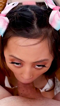Alexia Anders dvojitá funkce - 2 kompletní hluboké kouření POV polykání spermatu