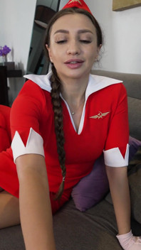 Pramugari syarikat penerbangan Rusia menjemput juruterbang di rumah dan mengongkeknya! Dubur, creampie pepek!
