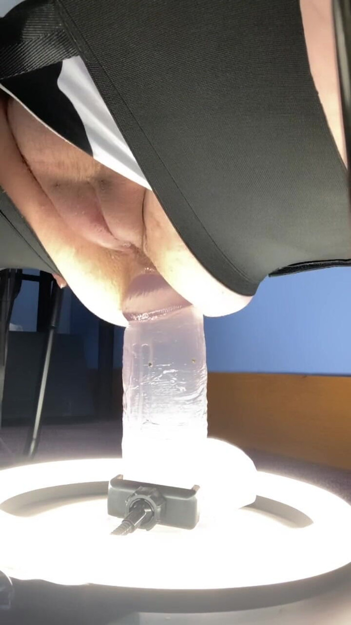 Kinky Midwest Meadows: Đào tạo hậu môn với dương vật giả lớn 2026