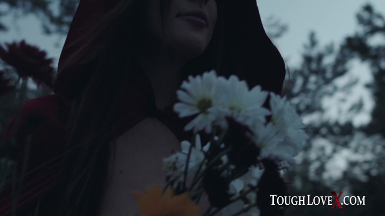 ToughLoveX: Toughlovex - червона шапочка Скарлетт Мей зустрічає werestud