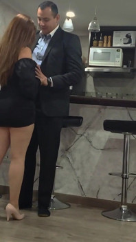 Ma Belle-sœur MILF Latina Excitée Me Séduit Avant Le Mariage Et on Baise Ement Comme Un Fou