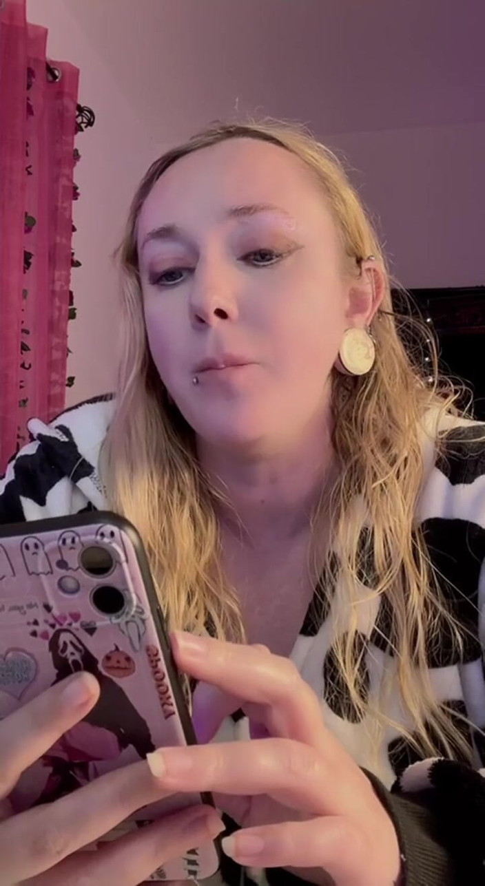 Kisicaxx: Mały penis upokorzenie dick rate sesja