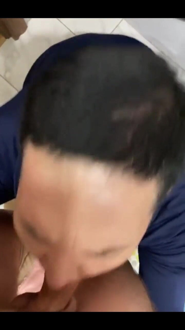 KarmenMilf: Sexy kouření mému nevlastnímu synovi