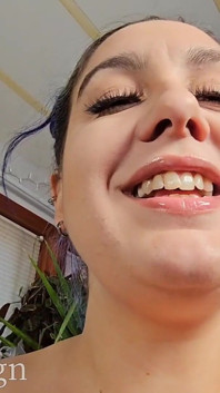 Oszukany w kurczącą się eliksir: POV kurczenie się, brudna rozmowa i giantess role play