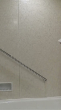 Unzensierte amateur-H-cup-baby-gesichtsschönheit zeigt ihre wachsenden kurven in rohem sex und einem creampie-finish