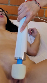 ประสบการณ์ Hitachi เลสเบี้ยนครั้งแรกของอิซาเบล่า