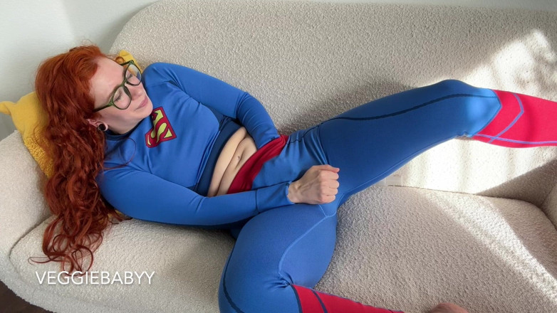 Veggiebabyy: Kryptonite, sph ve cbt küçük yarak futa süper kızı sert...