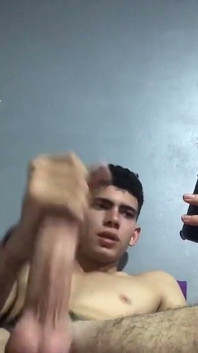 หมาคุณต้องการให้นมในปากคุณ