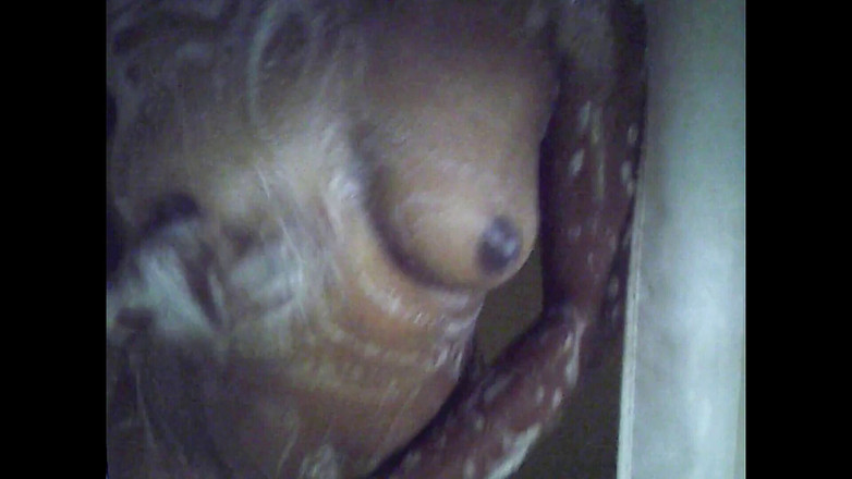 The Cassie Chronicles: Ładny i czysty: niemy film