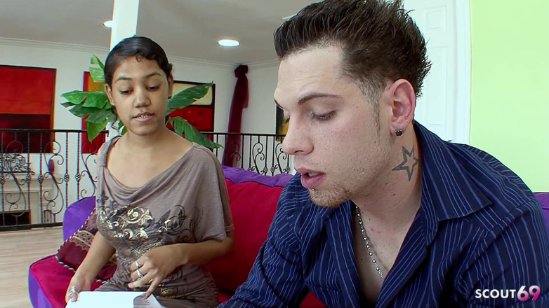 Full porn collection: Latina tiener met grote tieten Jasmine met harig poesje geneukt...