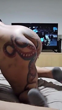 Colombian Big Butt Rides a Cock Without a Condom