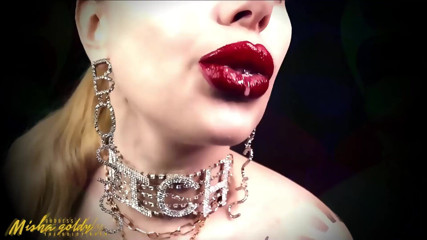 Goddess Misha Goldy: ASmR binaurale & scopata nella mente! Masturbati in bocca e sputa!