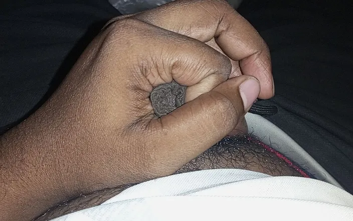 Indoor ally: Desi Boy Lungi Massage