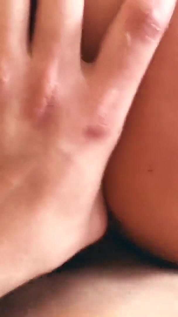 She Does Not Like a Finger in the Ass (Addy_broke)