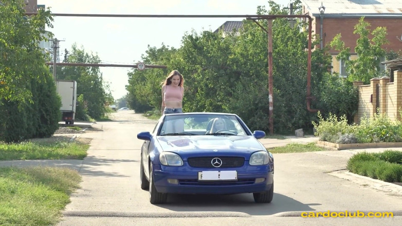 CardoClub: Lesbian Games: Eat Gelato, Lick My Pussy