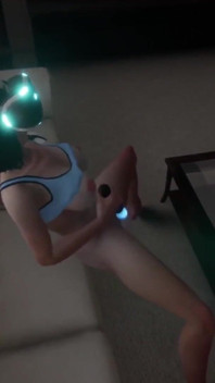 Girl masturbating In VR