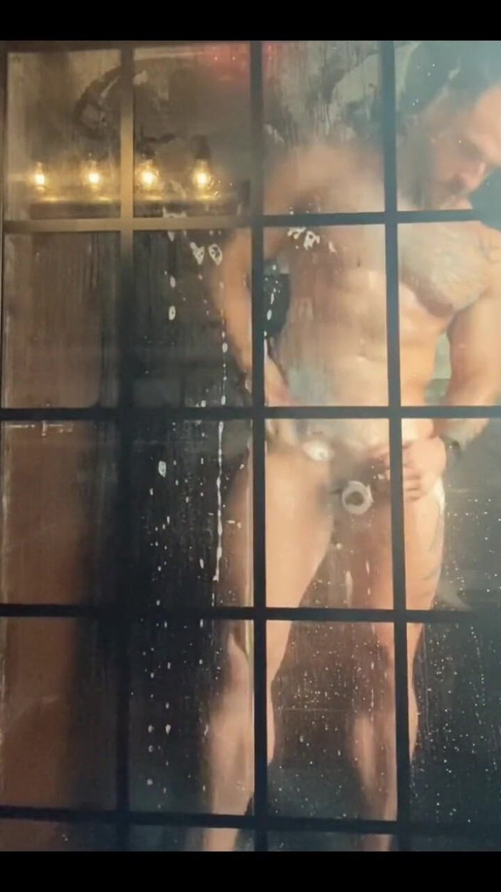 Leo Bayne: 我低调的感觉就像一个多媒体大师