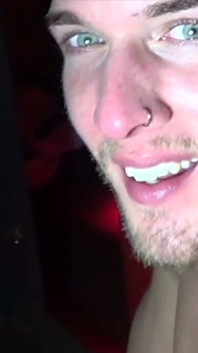 Schwuler wird roh von hetero adboy gefickt