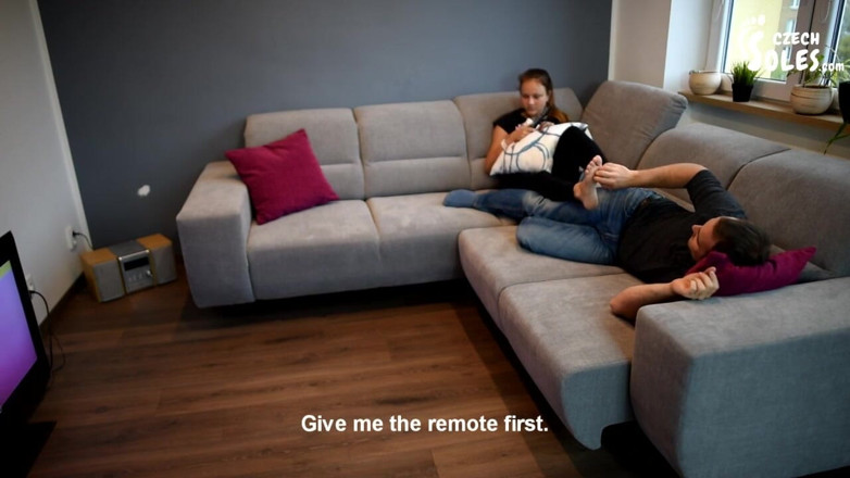 Czech Soles - foot fetish content: Adik tiri mengendus kakinya yang mengendus kakinya
