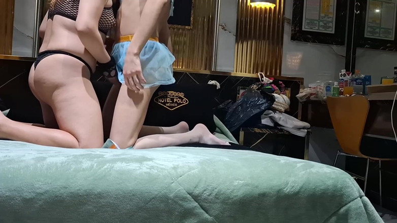 Crystal Phoenix: 友達とセックスしている自分を録画するのが好きです