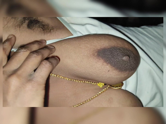 X videos: Nevlastní bratr šuká Desi nevlastní sestru