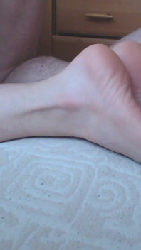 Cum on Sweet Twink's Feet(98_9)