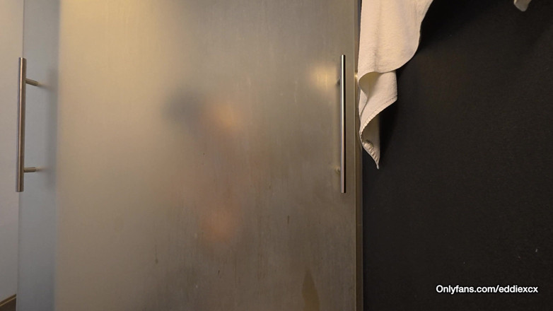 eddiexcxc: Twink onder de douche