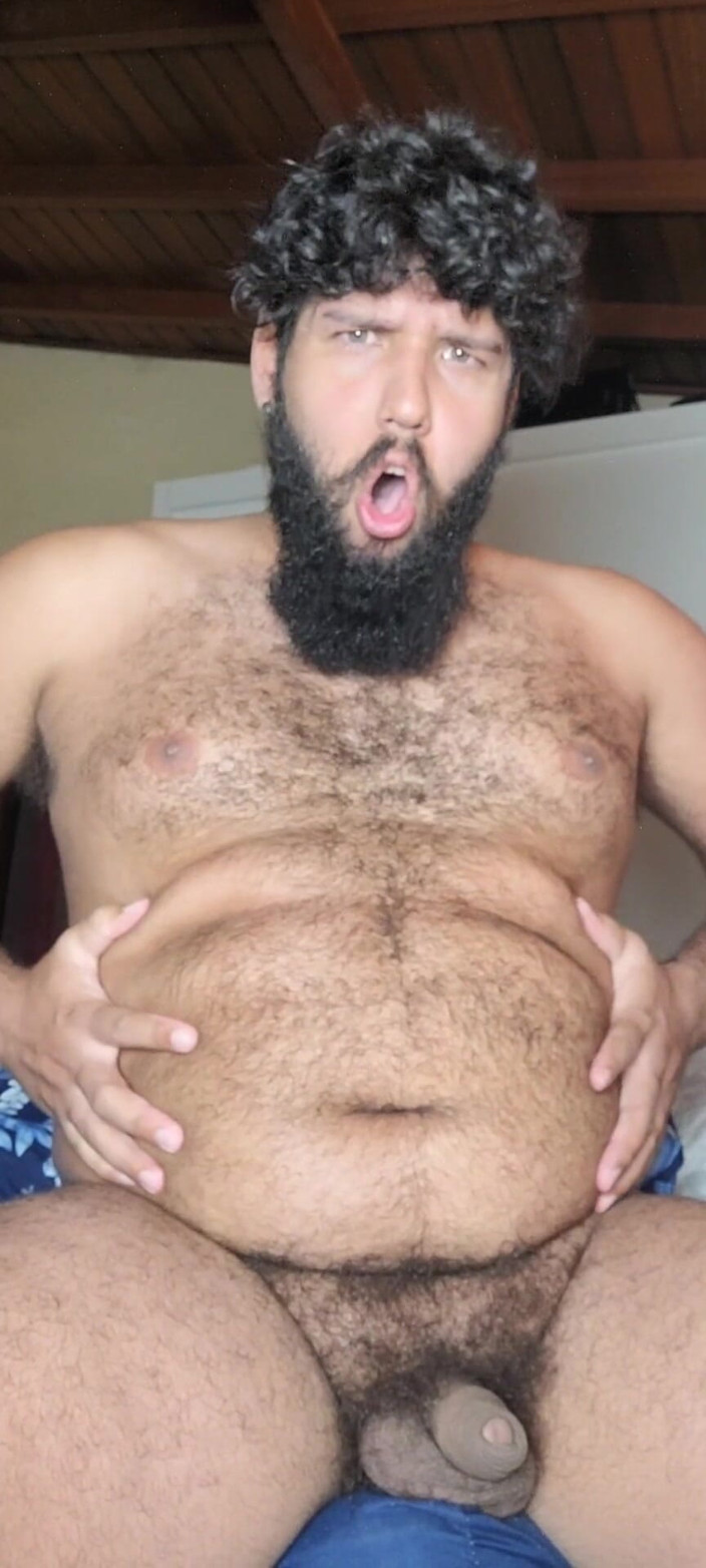 Luksmen1: Big Belly Burps to Big Cock Blowout