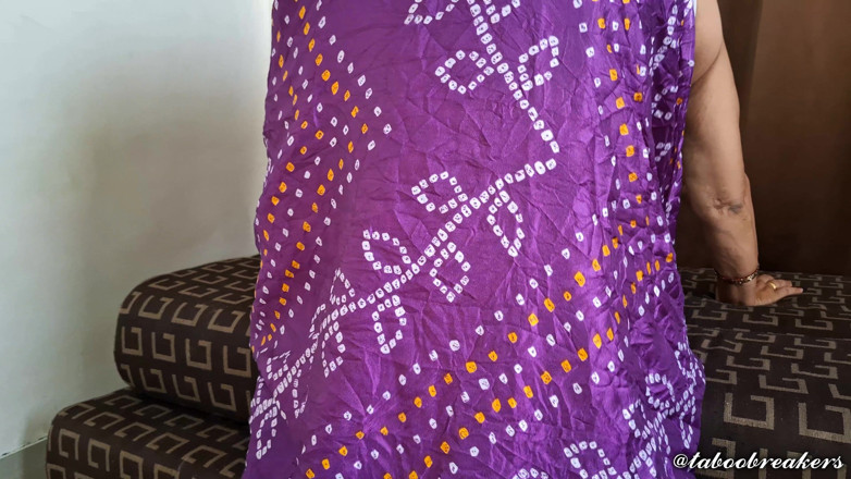 TABOOBREAKERS: Purple Saree Miluje Pocit Gujrati Bhabhi