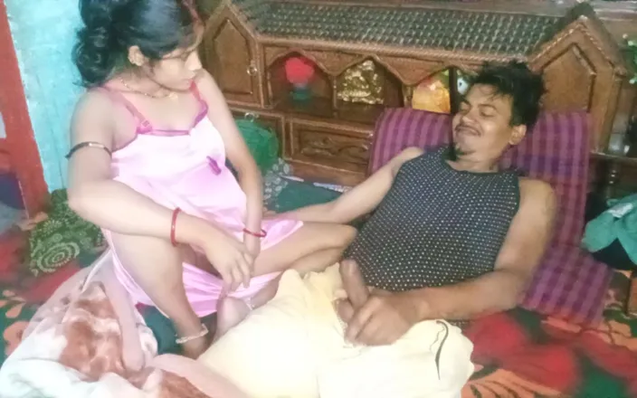 Rinki559: Bihari Sexy Housewife Fucked with Her Father in Law Bihari...
