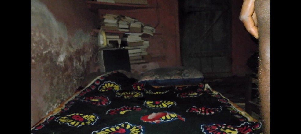 Masturbator emmy: 아프리카 블랙 가이, 바비 존슨은 침대에서 강한 남자